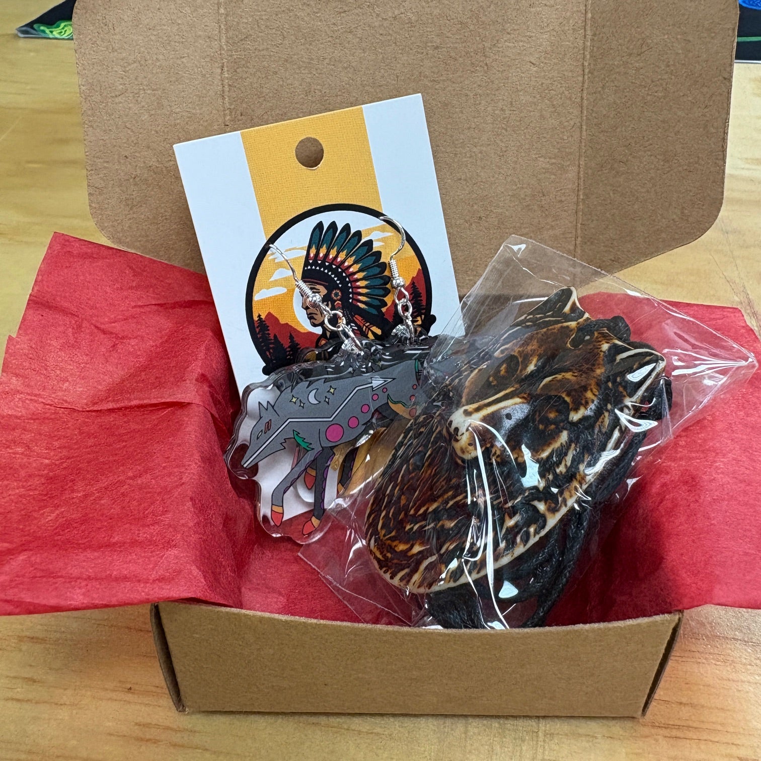Wolf Mini Gift Box