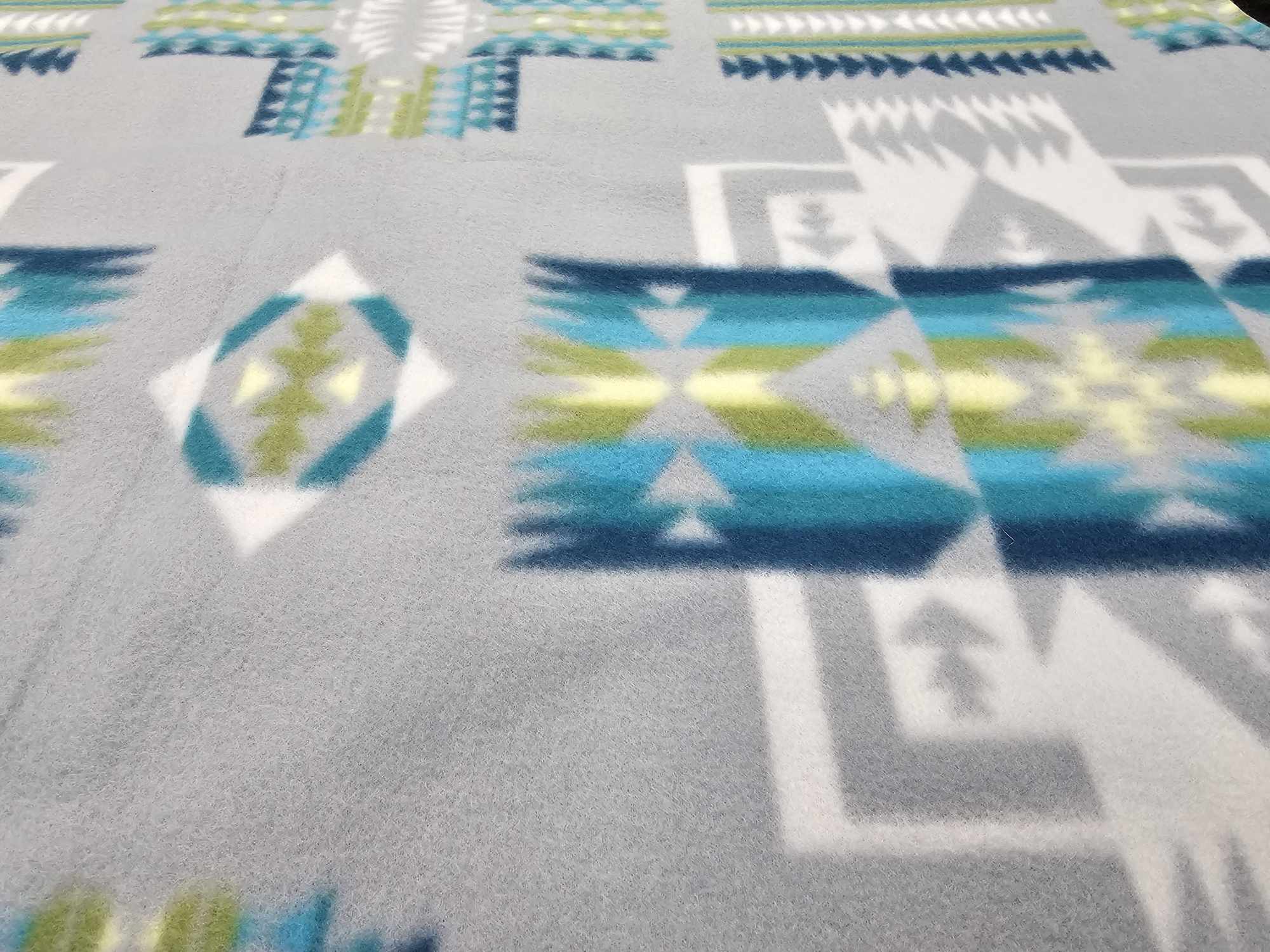 Geometric Fleece Blanket