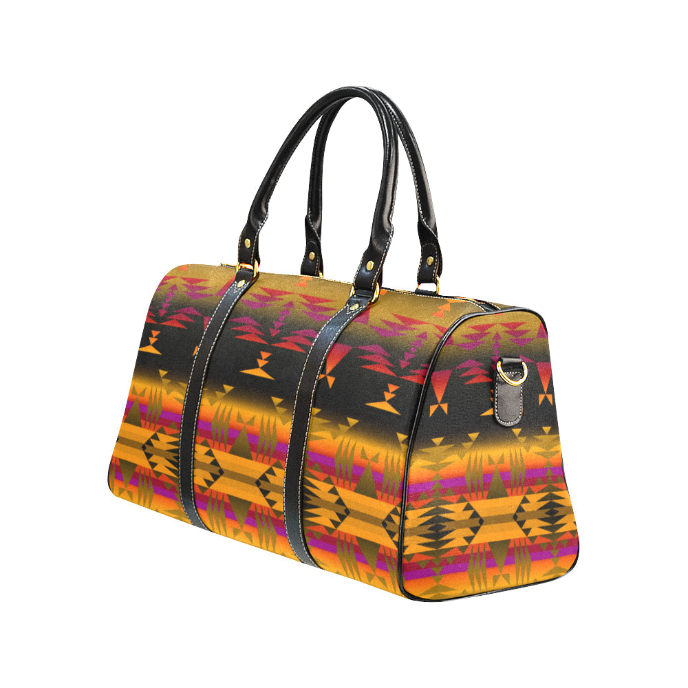 Between the Sierra Mountains New Waterproof Travel Bag/Large (Model 1639)