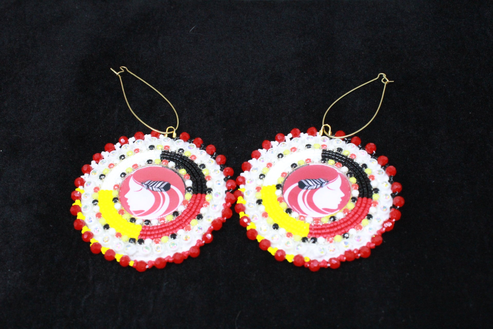 MMIW Beaded Earring w Kidney Hooks